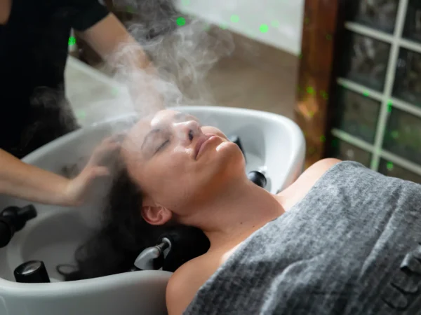 Head Spa Rituál: Japonské wellness ošetrenie pre zdravie vlasov