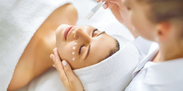 Kozmetické ošetrenia v Boho Beauty Clinic: Čistenie pleti, hydratácia, omladenie či hĺbkové čistenie Pro Facial