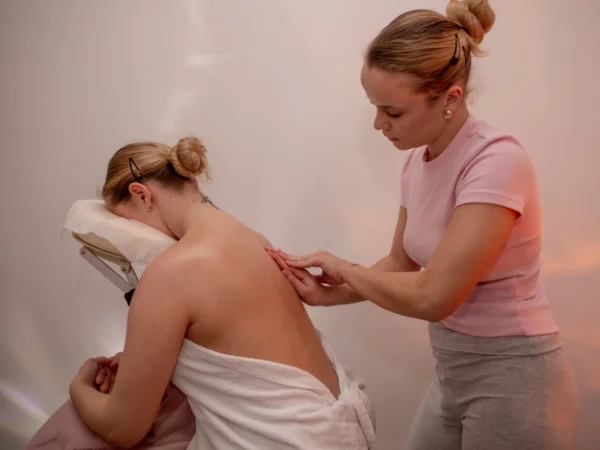 Fantastické masáže: reflexná, klasická, bankovanie či lávové kamene v Bodysense
