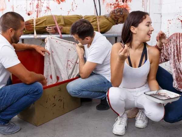 Úniková hra Escape Glass Room inšpirovaná seriálom You pre 2 až 5 osôb