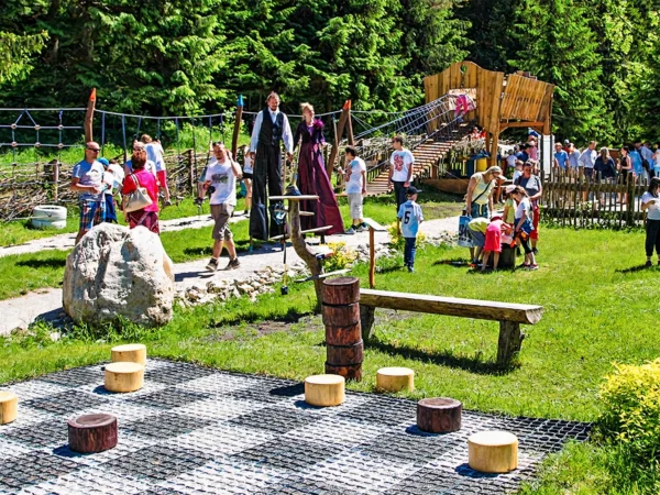 Celodenný neobmedzený vstup do zábavného parku OBROVO v Čutkovskej doline pri Ružomberku