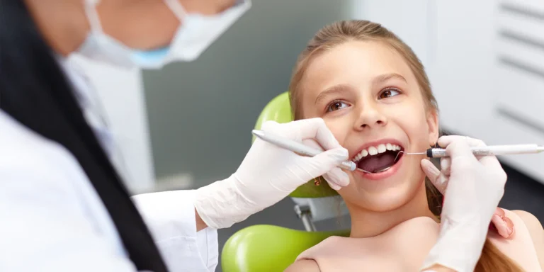 Komplexné vyšetrenie chrupu a dentálna hygiena v PUREDENT Košice