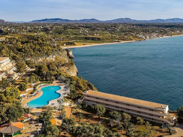 Sicília: 4* hotel s vodným parkom, strava podľa výberu od raňajok po all inclusive