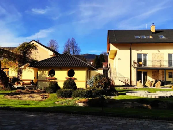 Ubytovanie v Apartmánovom dome v Heľpe s polpenziou a neobmedzeným vstupom do kade