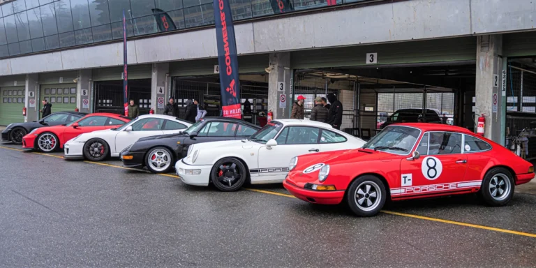 Jazda na pretekárskom okruhu SLOVAKIA RING alebo AUTOMOTODROM BRNO v jednom z legendárnych vozidiel Porsche