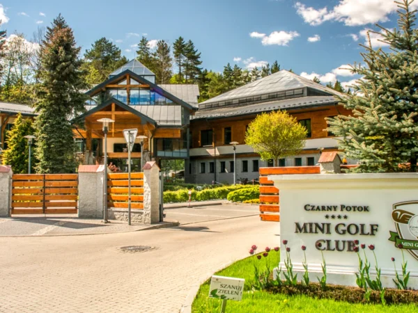 5* pobyt v poľskej Krynici: strava, neobmedzený vstup do wellness, animačný program, minigolf