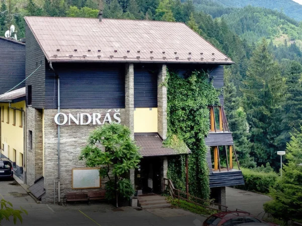 Dovolenka s raňajkami alebo polpenziou v Beskydách priamo pod Lysou horou