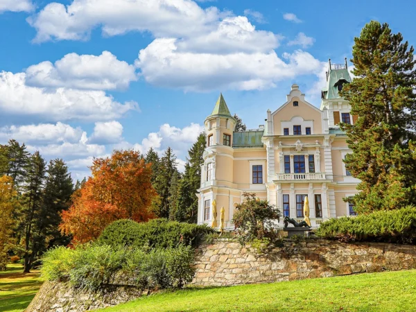 Luxusné chateau v Karlových Varoch s jedlom a neobmedzeným wellness