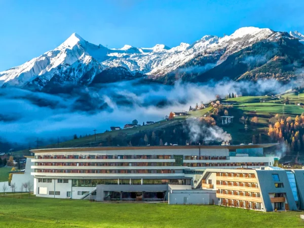 Dovolenka v Kaprune: moderný 4* hotel s polpenziou a bohatým saunovým a vodným svetom