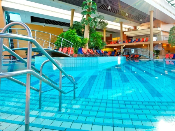 Wellness pobyt v Ostrihome: polpenzia a neobmedzený vstup do aquaparku