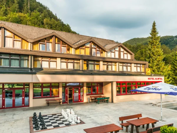 Rodinná dovolenka v Rakúsku: 3* alpský hotel s raňajkami alebo polpenziou, sauna, turistika