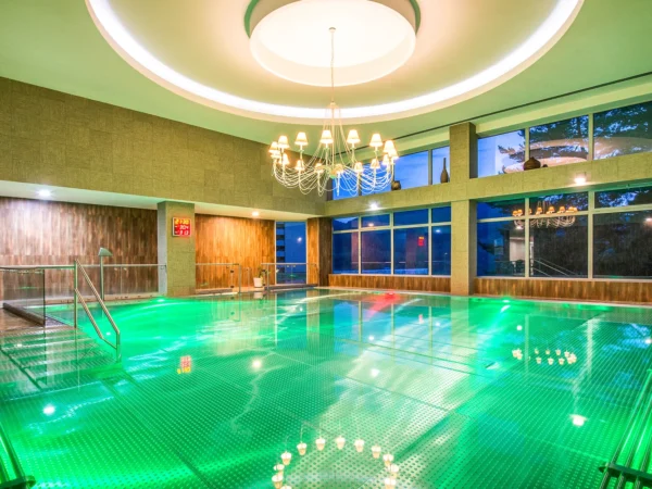 Doprajte si zaslúžený relax s liečebnými procedúrami v kúpeľoch Nimnica