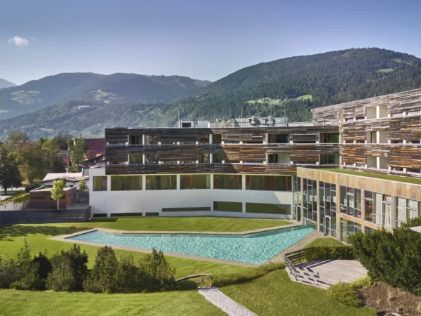 Luxusný pobyt v Korutánsku: regionálna strava, hotel priamo pri zjazdovke, obrovský wellness a turistická karta