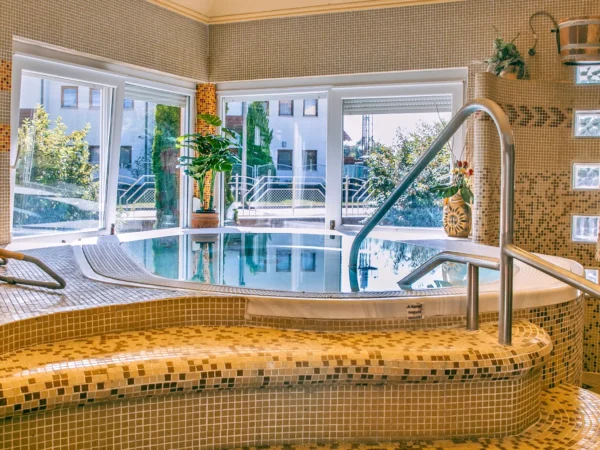 Wellness pobyt v Maďarsku: Relax, raňajky a zábava na dosah!