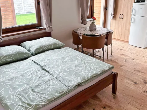 Nové štúdiá a apartmány s terasou na skok od termálneho kúpaliska Nesvady + zľava na vstup