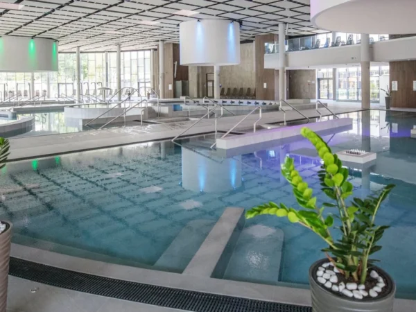 Romantický wellness pobyt v zrekonštruovanom hoteli v blízkosti slávnych kúpeľov