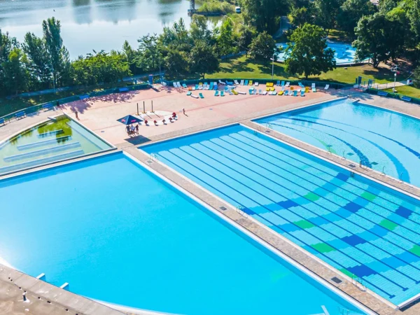 Vstupy počas celého leta na Termálne kúpalisko Vincov les