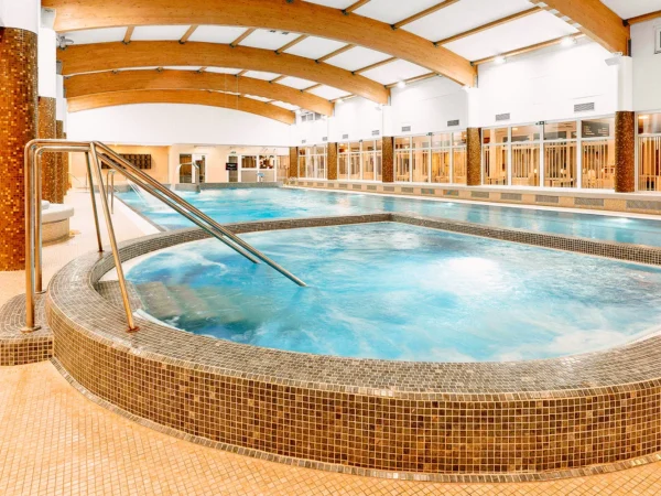 Pobyt v hoteli s najväčším wellness v Prahe: raňajky alebo polpenzia, bazény a sauny aj fitness