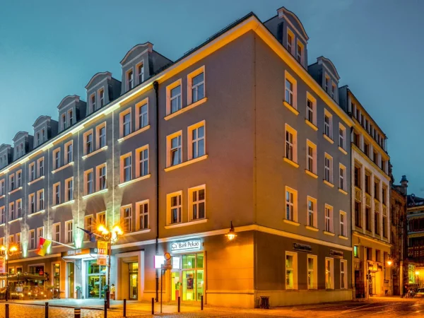 Moderný hotel v historickom centre Vroclavu blízko pamiatok s raňajkami