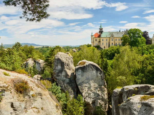 Zámok Hrubá Skála: polpenzia, vstup do wellness aj na vyhliadku, v cene aj procedúry