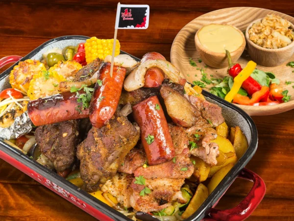 Hostina v Pekle Čertovina pre 2 alebo 4 osoby: Pekáč plný dobrôt alebo Pekelníkove horiace vidly