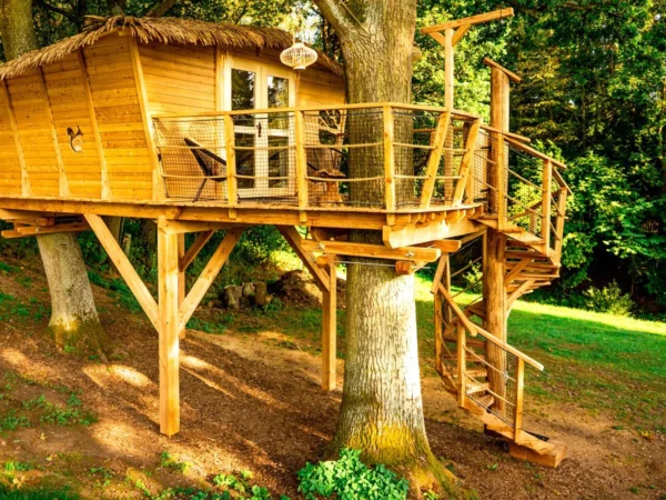 Pobyt s raňajkami až pre 4 osoby v plne vybavenom treehouse na juhu Čiech: žiadne Wi-Fi, len božský pokoj a sauna