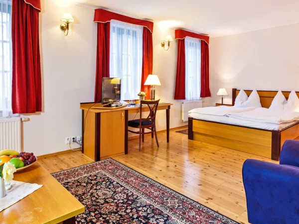 Karlove Vary: oddych v 3* hoteli s raňajkami blízko Vřídelnej kolonády