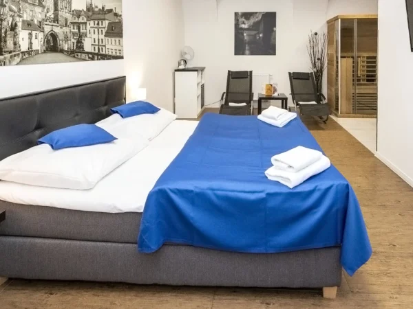 Pobyt v pražskom Karlíne: raňajky, privátne wellness aj izba s vírivkou