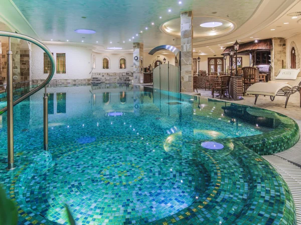 Luxusný pobyt v Karlových Varoch: 5* Superior hotel Plaza s polpenziou a unikátnym wellnesslandom