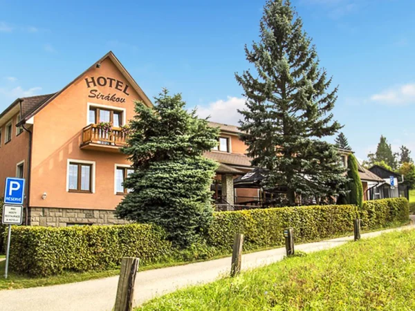 Oddychový pobyt v Beskydách: valašská kuchyňa pre gurmánov aj privátne wellness