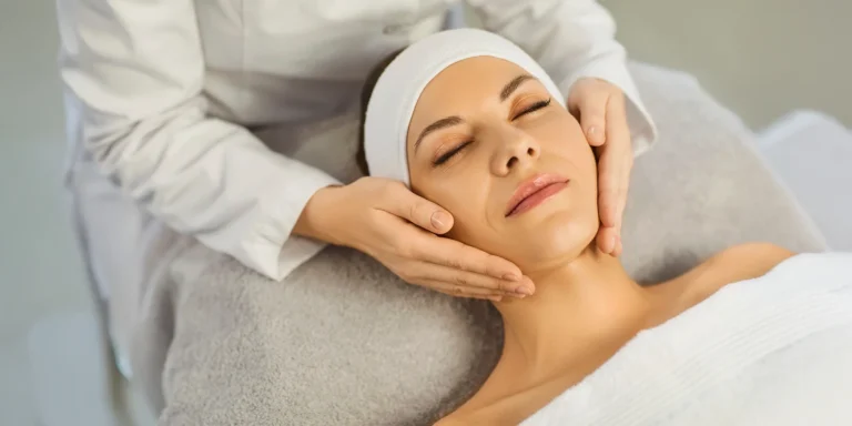 Kozmetické ošetrenia pleti: relaxačné, liftingové aj kompletné s úpravou obočia