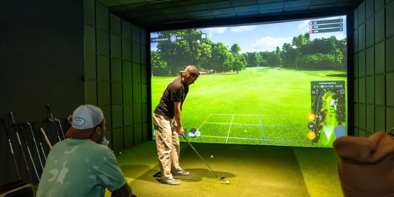 Hrajte ako profíci: profesionálny indoor golf na najmodernejších simulátoroch