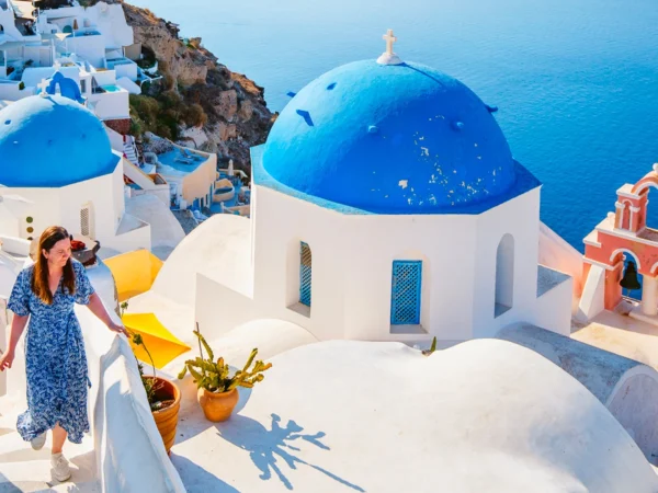 Naprieč gréckym ostrovom Santorini: zájazd na 4 noci, letenky, ubytovanie, zapožičanie auta a itinerár