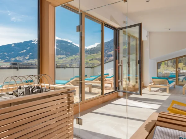 Moderný hotel v Bad Hofgastein s raňajkami alebo polpenziou a wellness