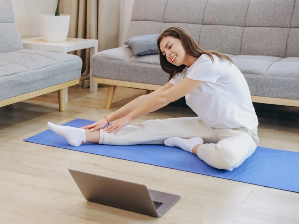 Online Pilates pre ženy pred a počas menopauzy