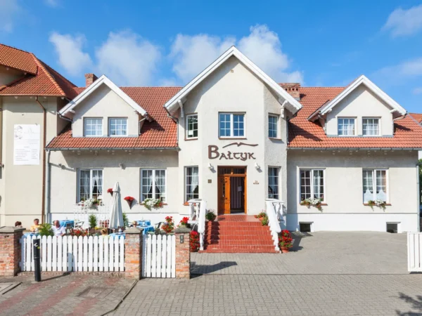 Rodinný hotel v Rewale pri Baltskom mori: raňajky alebo polpenzia a vonkajší bazén