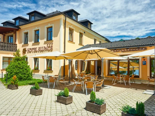Jeseníky s raňajkami, polpenziou alebo all inclusive aj neobmedzeným wellness