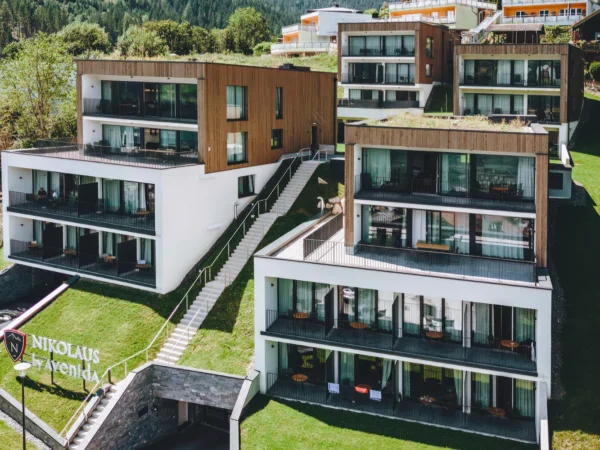 Moderný hotel v Zell am See: privátna sauna na izbe, raňajky aj karta výhod
