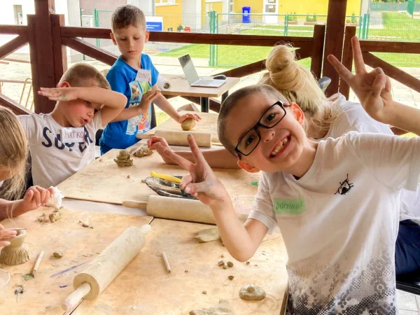 Cesta mladého umelca: 5-dňový denný tábor pre deti vo Vydrici