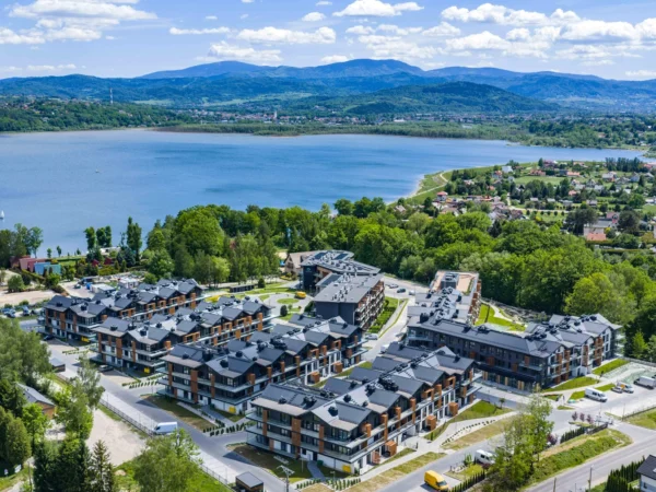 Moderný apartmánový rezort v Poľských Beskydách vrátane wellness a stravy