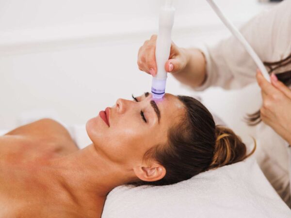 Ošetrenie Hydrafacial pre žiarivú pleť v Maya Beauty Clinic