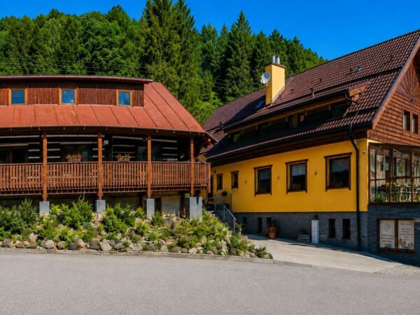 Penzión SKI Jezersko*** uprostred Pienin a Belianskych Tatier v blízkosti Bachledky so stravou a wellness